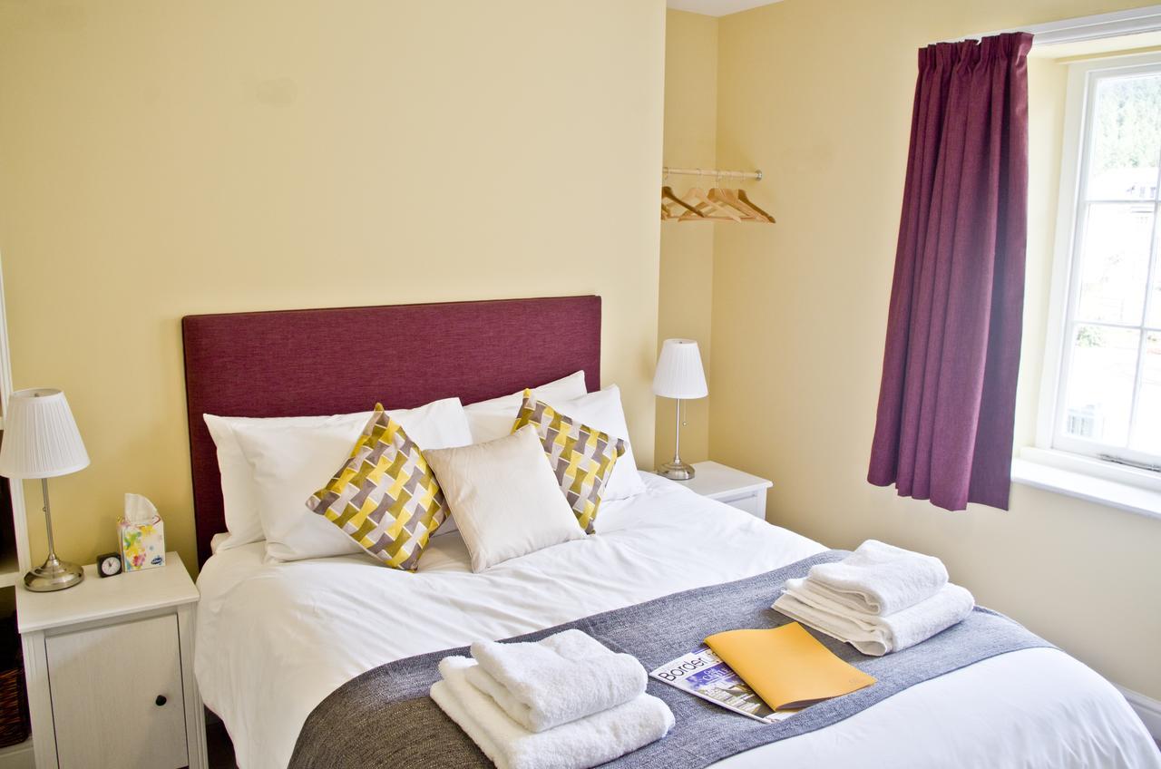Bed and Breakfast The Red Lion Knighton  Exteriér fotografie